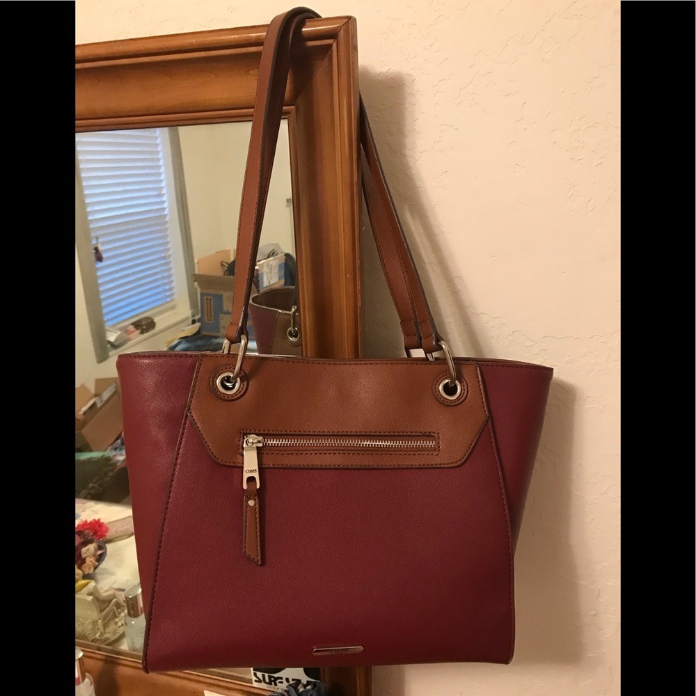 *SOLD*Chaps Handbag Like New